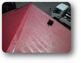 コロニアル 寄せ棟屋根 塗装前のシーラー散布